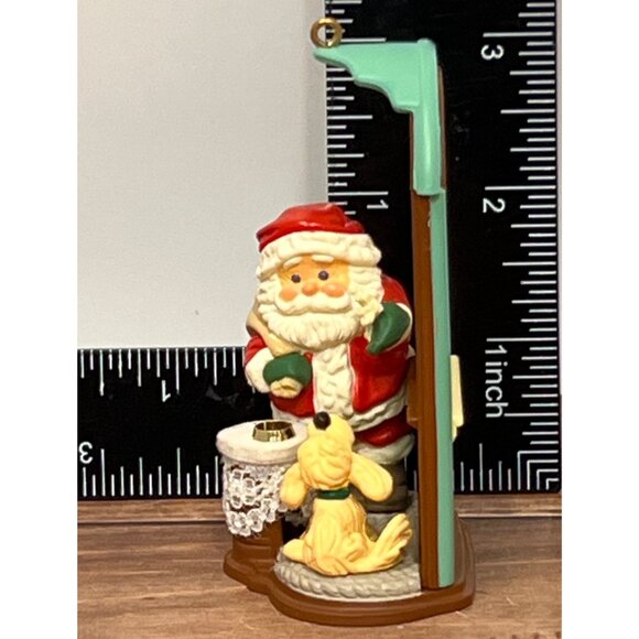 1988 HALLMARK KEEPSAKE ORNAMENT QLX717-1 CHRISTMAS IS MAGIC SANTA SHADOW LIGHTED - Picture 8 of 9